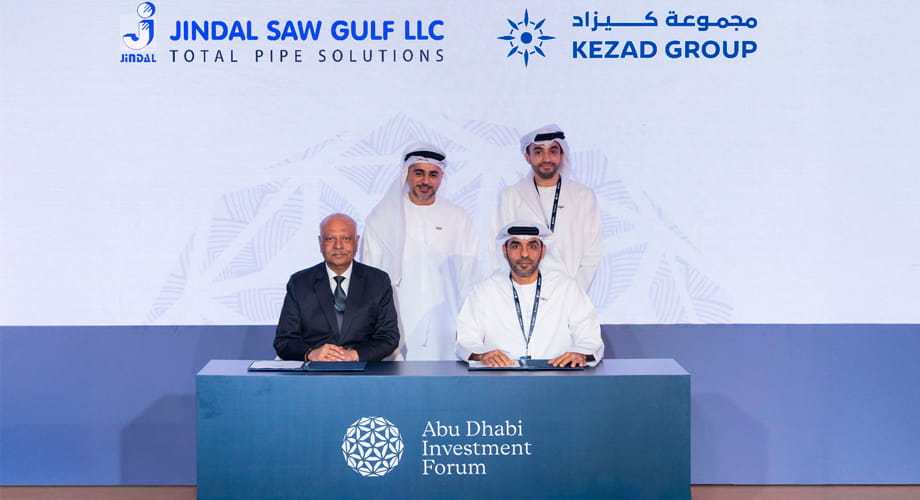 مجموعة موانئ أبوظبي توقع اتفاقيتي مساطحة مع شركتين هنديتين لتأجير أكثر من 500 ألف متر مربع من الأراضي في كيزاد