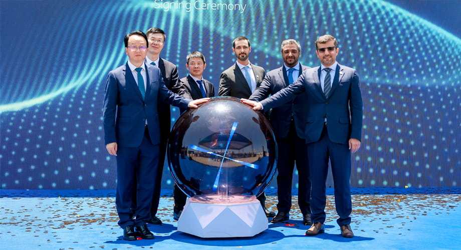 مجموعة موانئ أبوظبي تبرم اتفاقية استراتيجية مبدئية مع مجموعة الاستثمار والتشغيل لموانئ مقاطعة تشجيانغ الصينية لتأسيس منظومة لوجستية متكاملة للمركبات