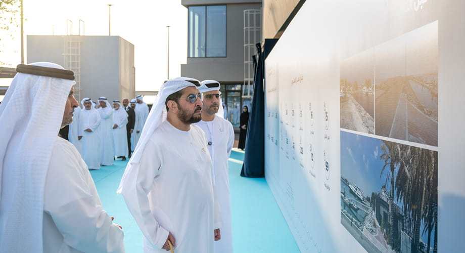 حمدان بن زايد يفتتح ميناء الظنة كأول ميناء مجتمعي متكامل يعمل بالطاقة الشمسية في أبوظبي