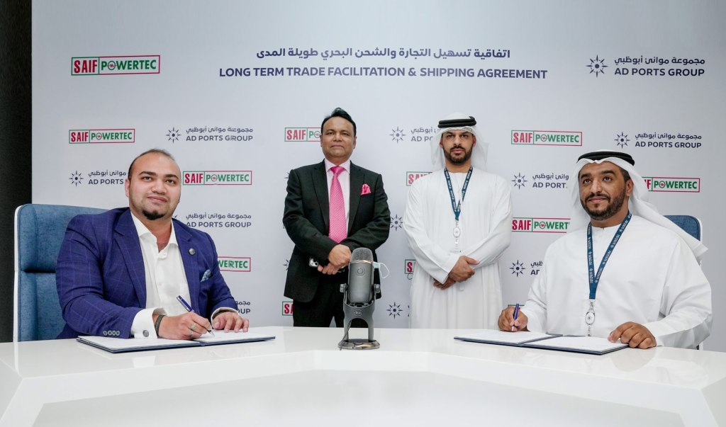 سفين فيدرز تبرم اتفاقية مع شركة سيف باور تيك لتعزيز خدمات الشحن بين الفجيرة وبنغلاديش