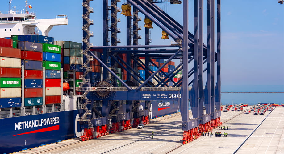 The CMA CGM Iron, the First Dual-Fuel Methanol Vessel to Visit Abu Dhabi, Makes Historic Port Call at Khalifa Port