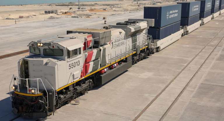 Etihad-Rail-AD-Ports-Group-Launch-Integrated-Rail-Service (1)