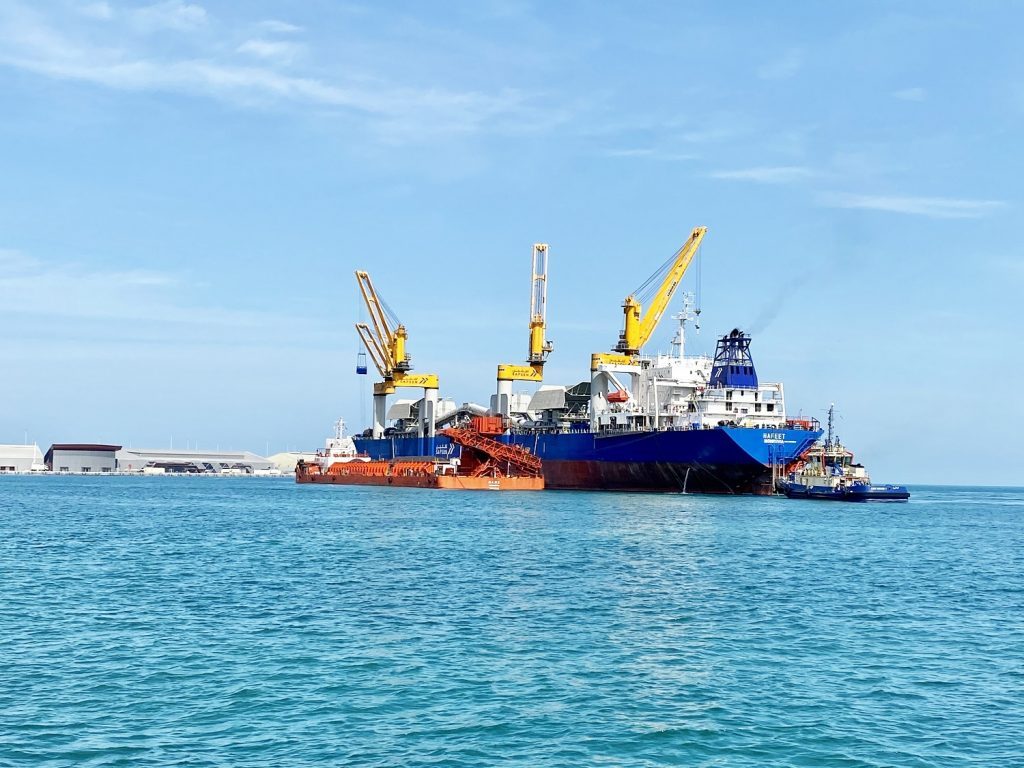 HAFEET Inauguration Marks Fruitful Partnership between Emirates Steel and SAFEEN Group in Transshipment Services