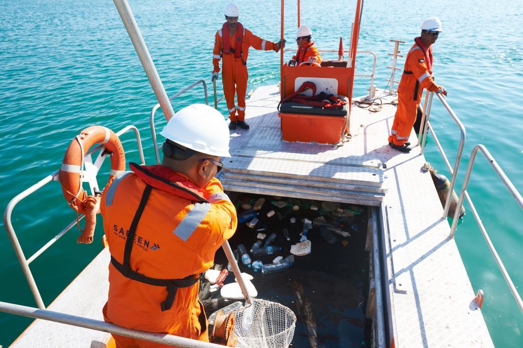 Abu Dhabi Ports collects over 120 tons of floating sea debris